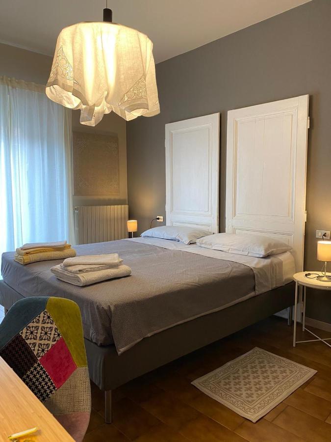 Le Camere Di Garibaldi Borgomanero Eksteriør billede